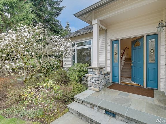2nd image of 5097 165th Pl SE