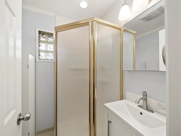 5215 Cheena Dr — Photo 27