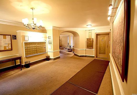 3rd image of 11811 84th Ave APT 502
