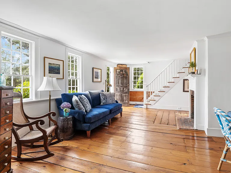 87 Fresh Pond Rd — Photo 12