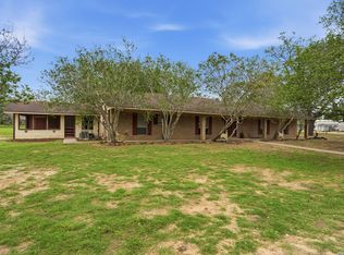 105 Deer Run, Pleasanton, TX 78064