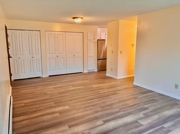 2120 Valleyhigh Dr NW #C102, Rochester, MN 55901