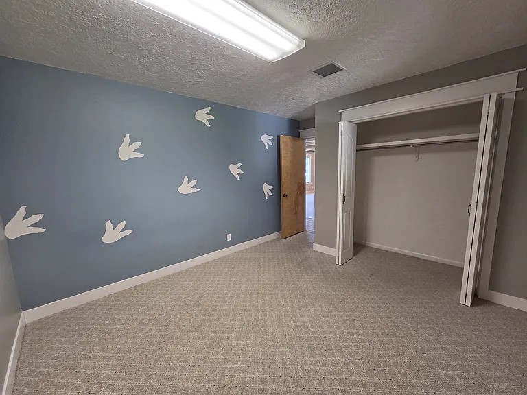 297 Dove Ave — Photo 8