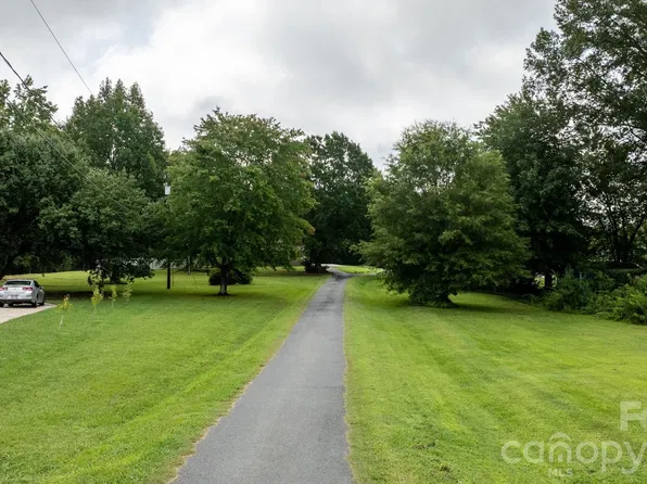 0 N 12th St, Bessemer City, NC 28016