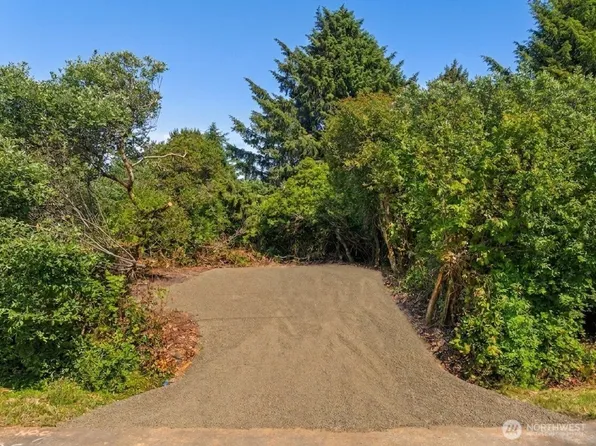 156 Auriga Avenue SW, Ocean Shores, WA 98569