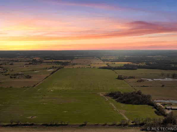 120 E 740th Rd, Wagoner, OK 74467