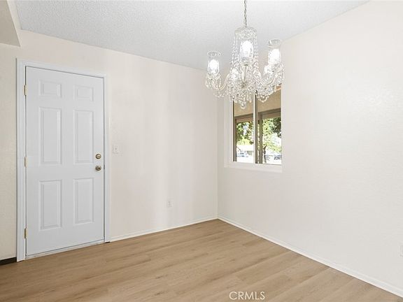 5th image of 13689 Sarah St