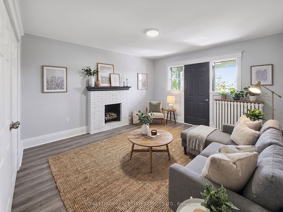 1st image of 8 Ottawa St N #4