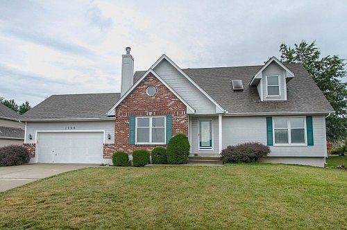 1st image of 1700 SW Stonecreek Dr
