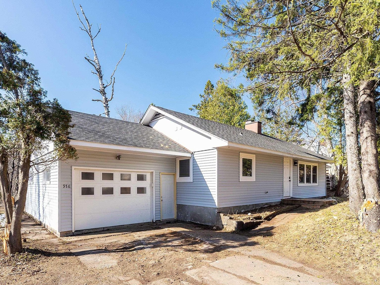 916 W Arrowhead Rd, Duluth, MN 55811 Zillow