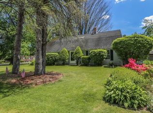 2 Meadow Rd, Westborough, MA 01581