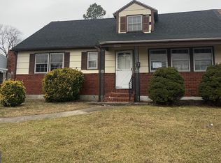 2032 N Rolling Rd, Windsor Mill, MD 21244