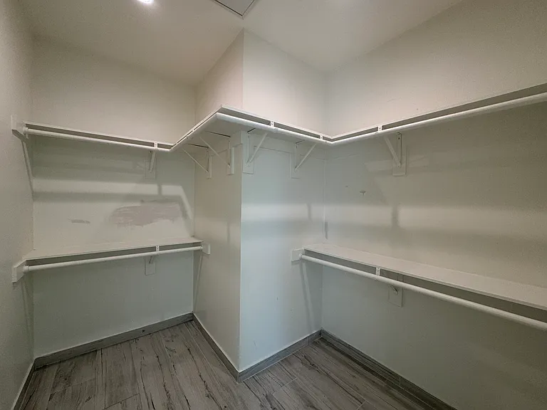 14224 Friar St #3 — Photo 10