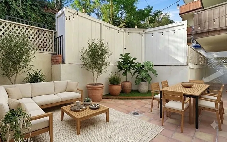 1277 S Beverly Glen Blvd #107