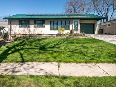 208 Evergreen Dr, Tonawanda, NY, 14150