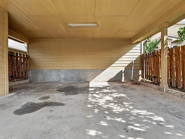 5625 Signal Point — Photo 31