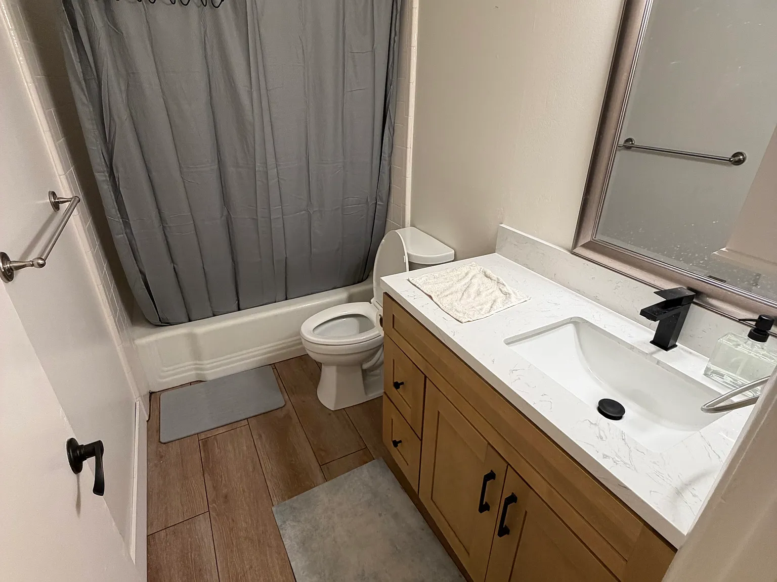 2 bed, 1085 sqft, $1,500 — Photo 4