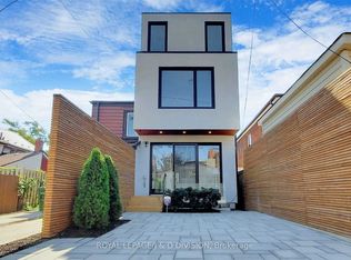 26 Henderson Ave, Toronto, ON M6J2B8
