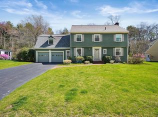 14 Meadowbrook Rd, Wellesley, MA 02481