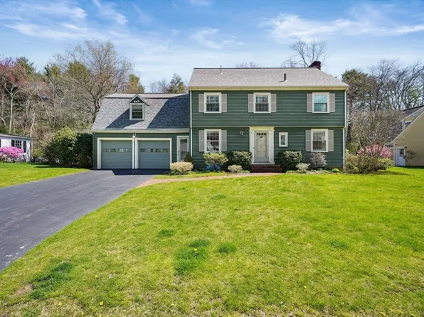 14 Meadowbrook Rd, Wellesley, MA 02481