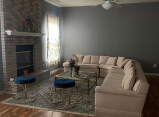 445 Dry Creek Cir, Indianapolis, IN 46231