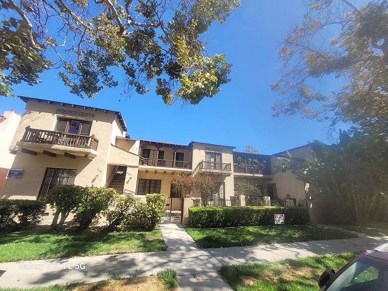 4168 Garthwaite Ave — Photo 1