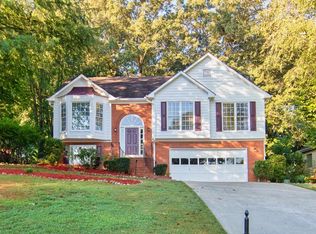 3570 Pierce Arrow Cir, Suwanee, GA 30024