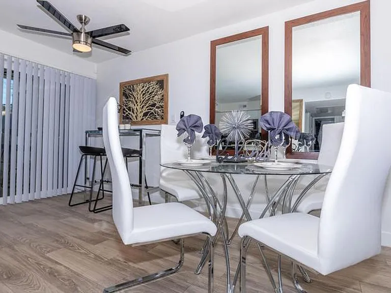 Evoq Apartment Homes — Photo 31