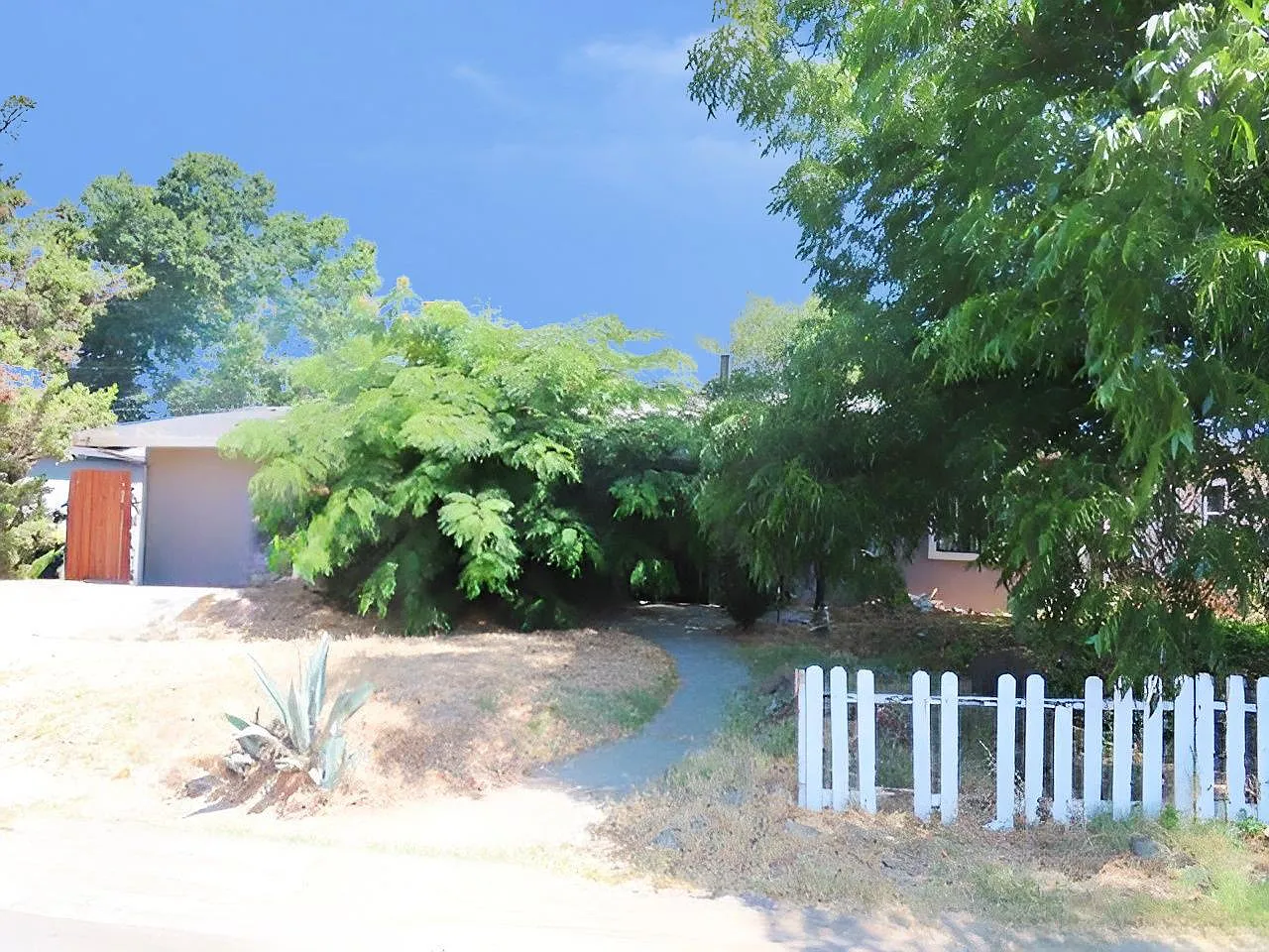 1517 Sebastian Way photo 1