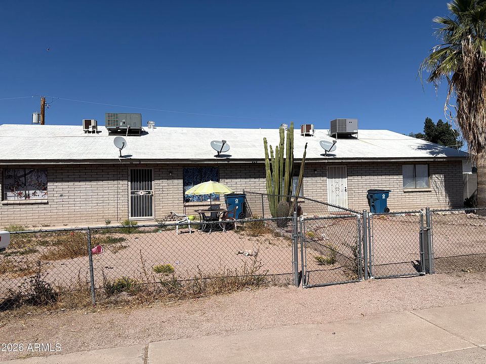 2nd image of 442 E LINDA Avenue