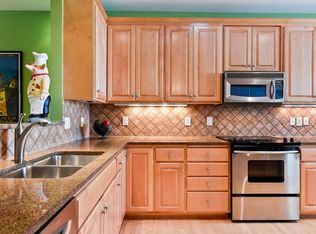 18947 Dorenkemper Pl, Eden Prairie, MN 55347