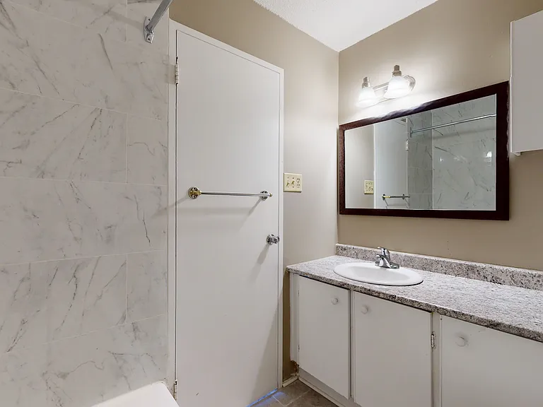 1322 McWatters Rd — Photo 58