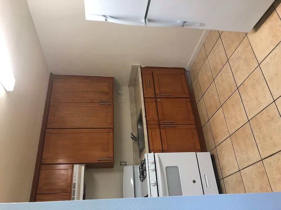 2nd image of 5 W 25th St APT 2