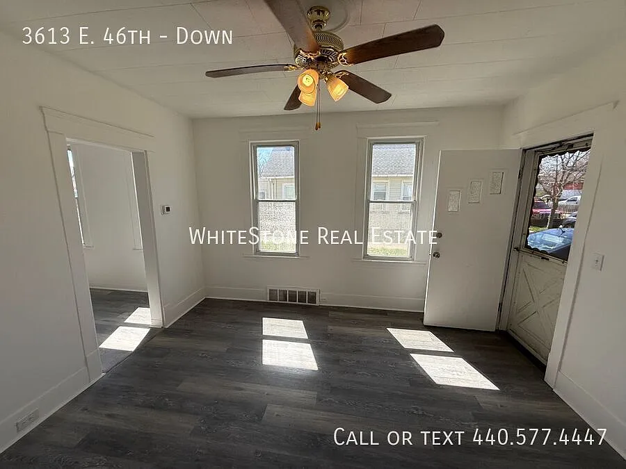 Building Photo - 3613 E 46th St #DOWN