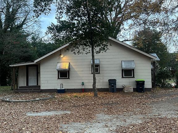 2nd image of 8943 Fayetteville Rd