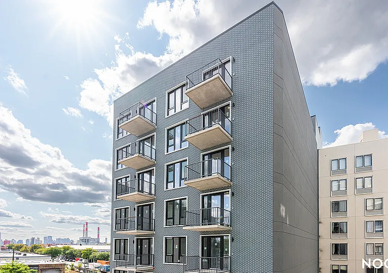 31-61 Vernon Blvd #6X — Photo 18