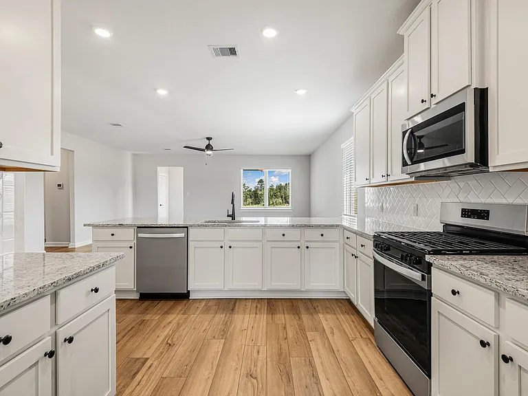 15658 Honey Cove Dr — Photo 7