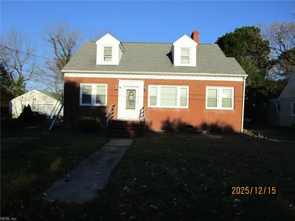 12 McDonald Rd, Hampton, VA 23669