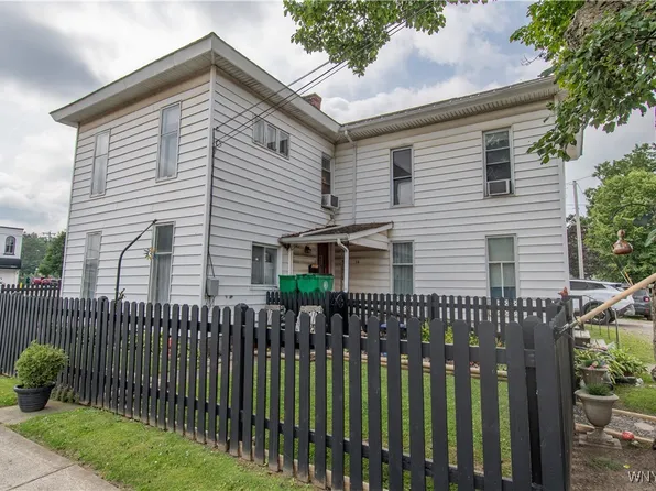 14 W Main St, Springville, NY 14141