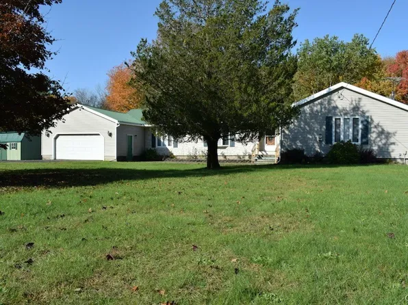 969 Albion Cross Rd, Pulaski, NY 13142