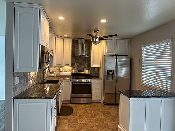 5th image of 2030 Montezuma Dr