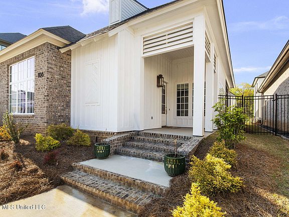 4th image of 106 Water St