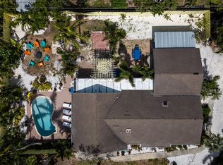 8709 9th Ave NW, Bradenton, FL 34209