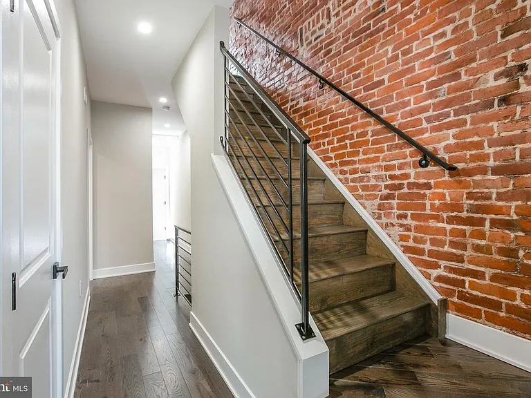 3118 W Montgomery Ave — Photo 10