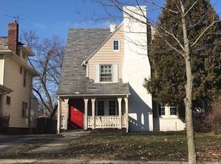 3624 Strathavon Rd, Shaker Heights, OH 44120