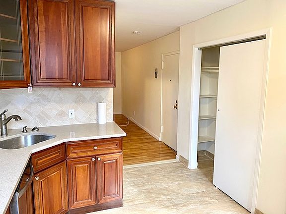 2nd image of 274 1st St #4R