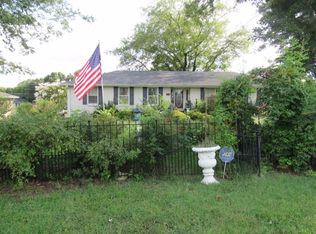 104 Ten Throw Dr, Lebanon, TN 37087
