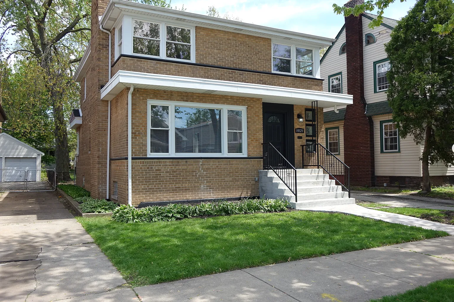 10123 S Lafayette Ave photo 1