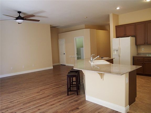 3rd image of 283 Harpers Ferry Ave