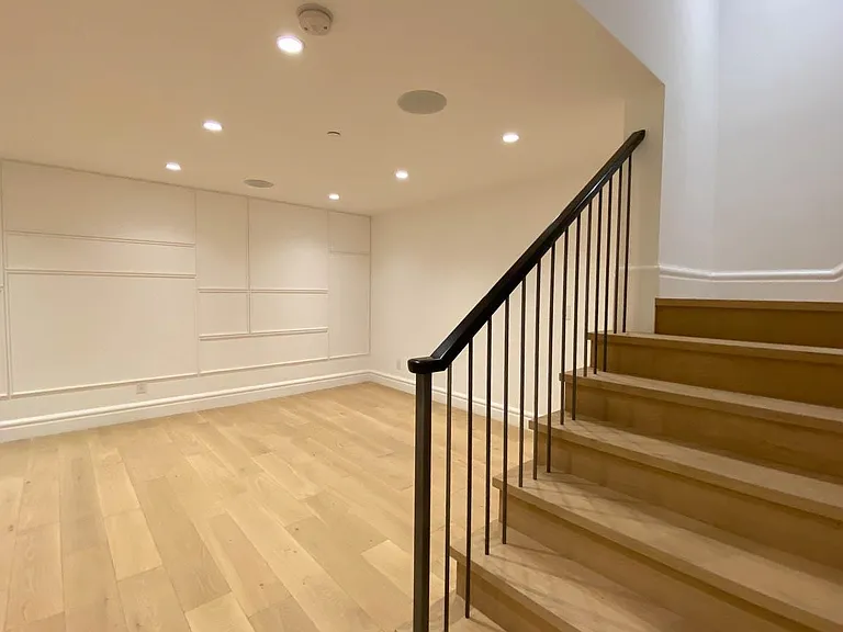 1368 W 43rd Ave #UPPER — Photo 34
